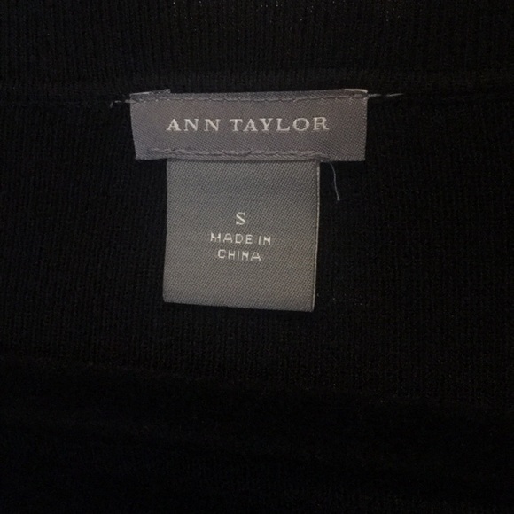 Ann Taylor cardigan - Picture 2 of 5